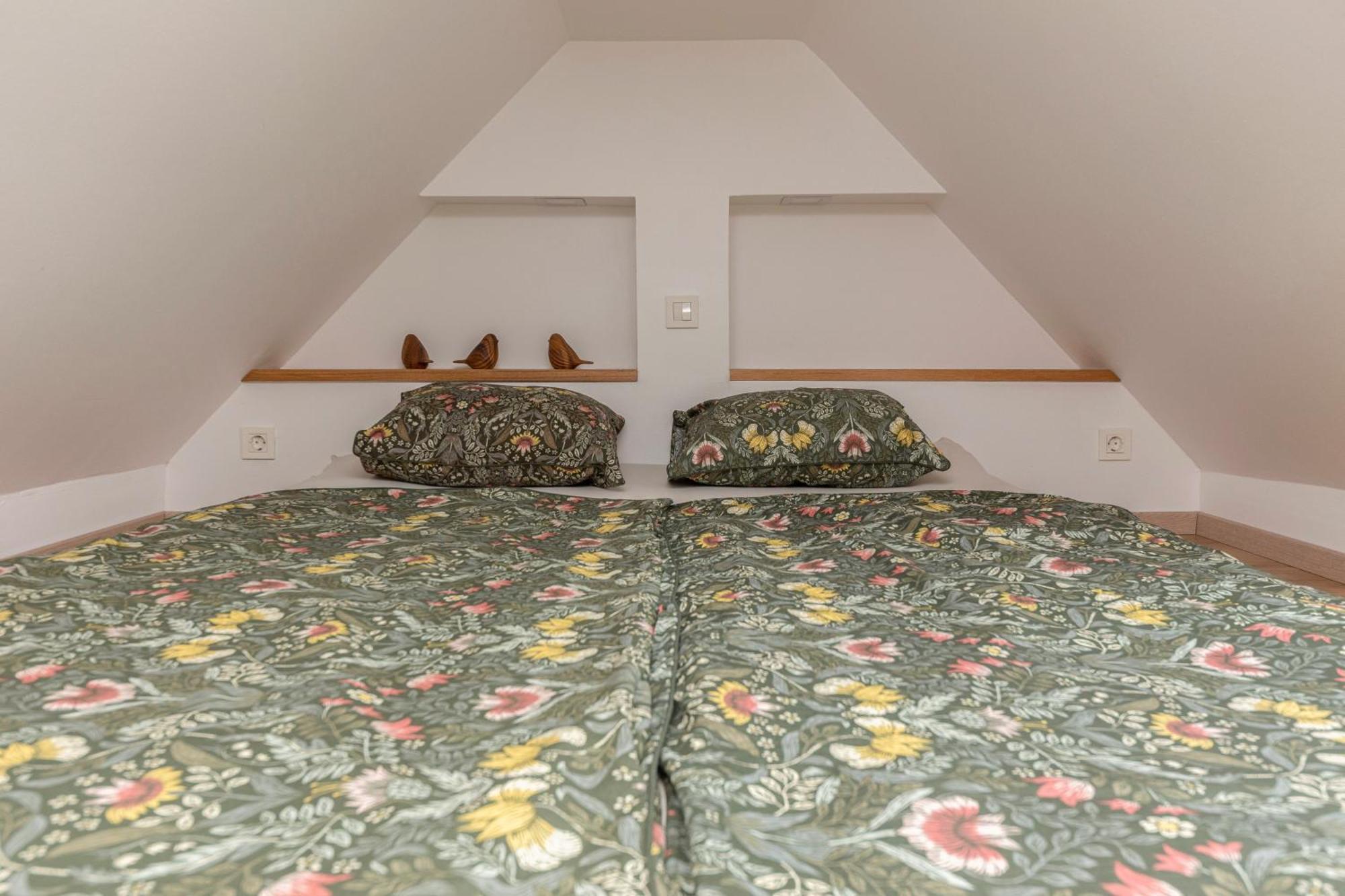 Garden living Appartement Bled Buitenkant foto
